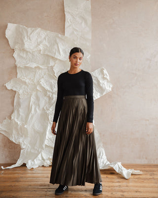 GREEN PLEATED SKIRT